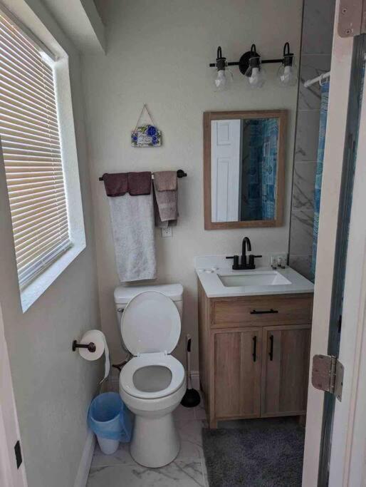 Renovate Large Studio 21-Directly Across Beach St. Pete Beach Kültér fotó